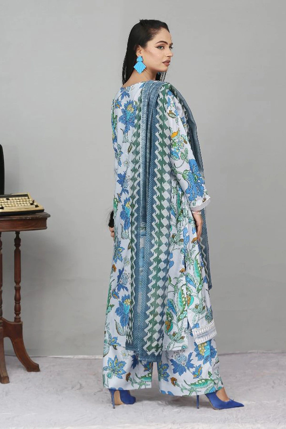 Linen White And Sky Blue Floral Print
