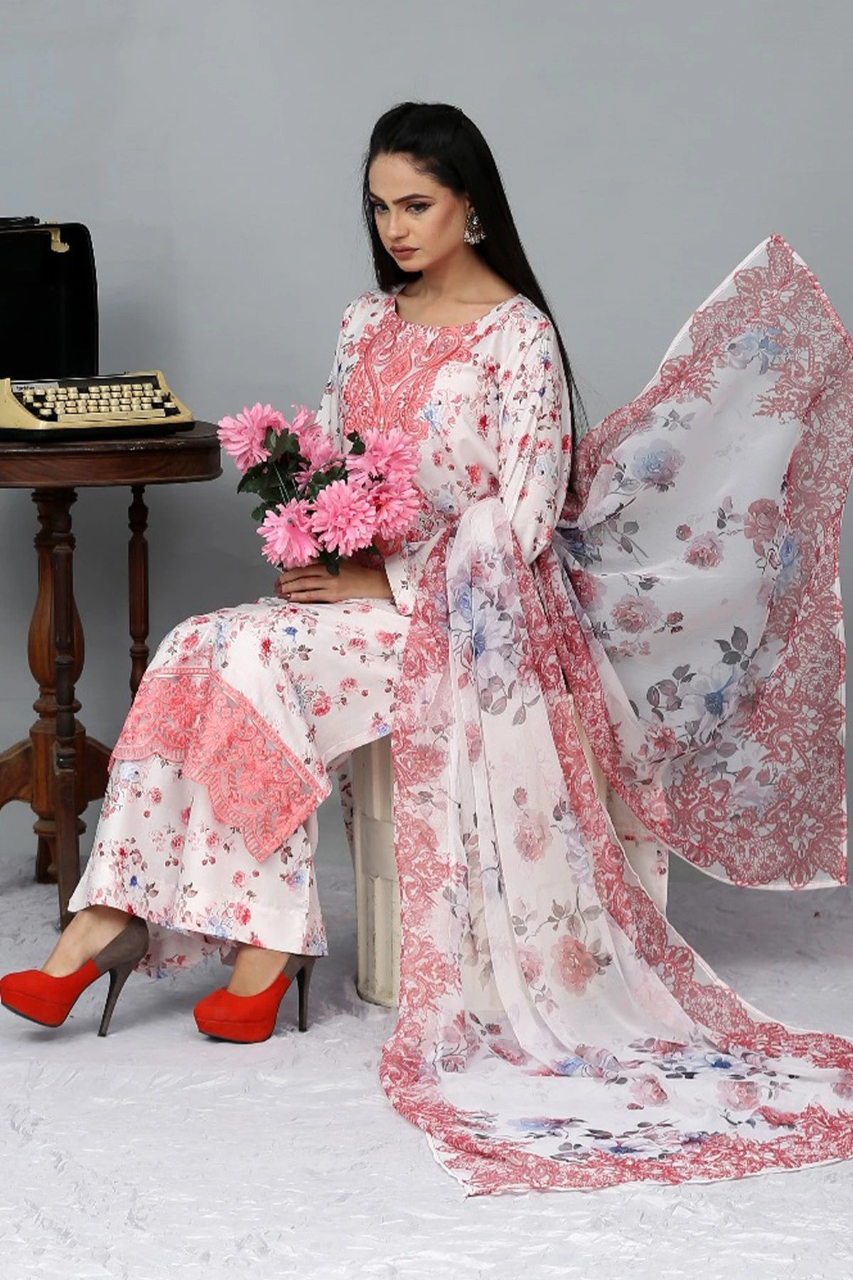 Linen Cream Peach Floral Printed Palazzo Suit