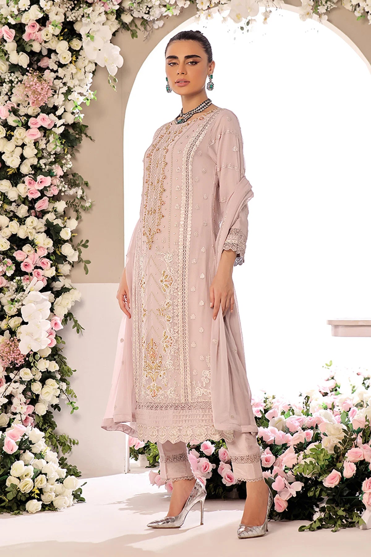 Asiyah-E-Bahar Dusky Pink Embroidery Laced Suit