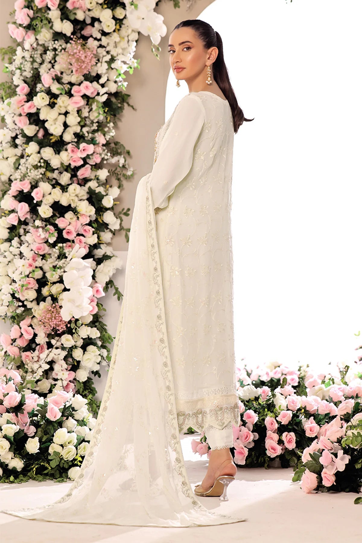 Asiyah-E-Bahar Off White Embroidery Laced Suit