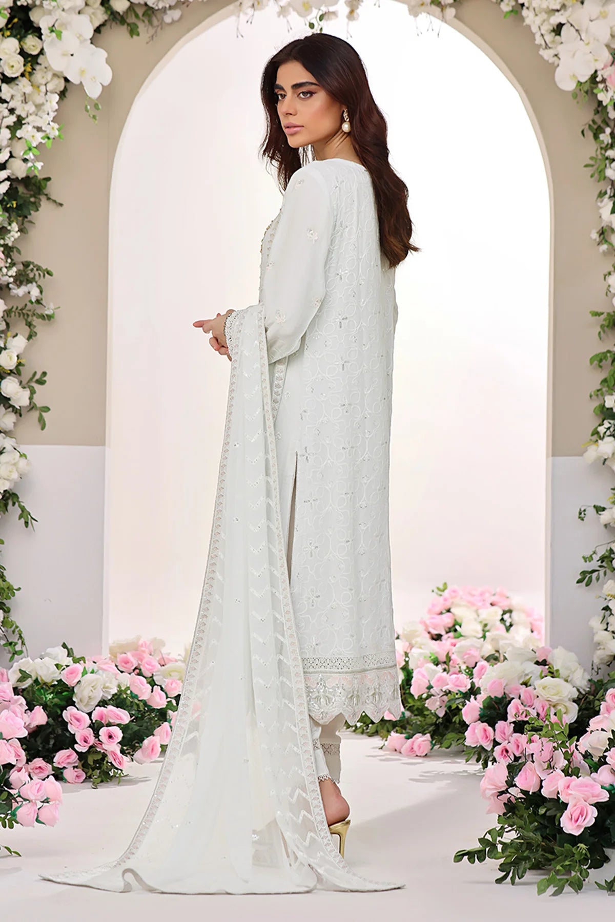 Asiyah-E-Bahar Light Mint Embroidery Laced Suit