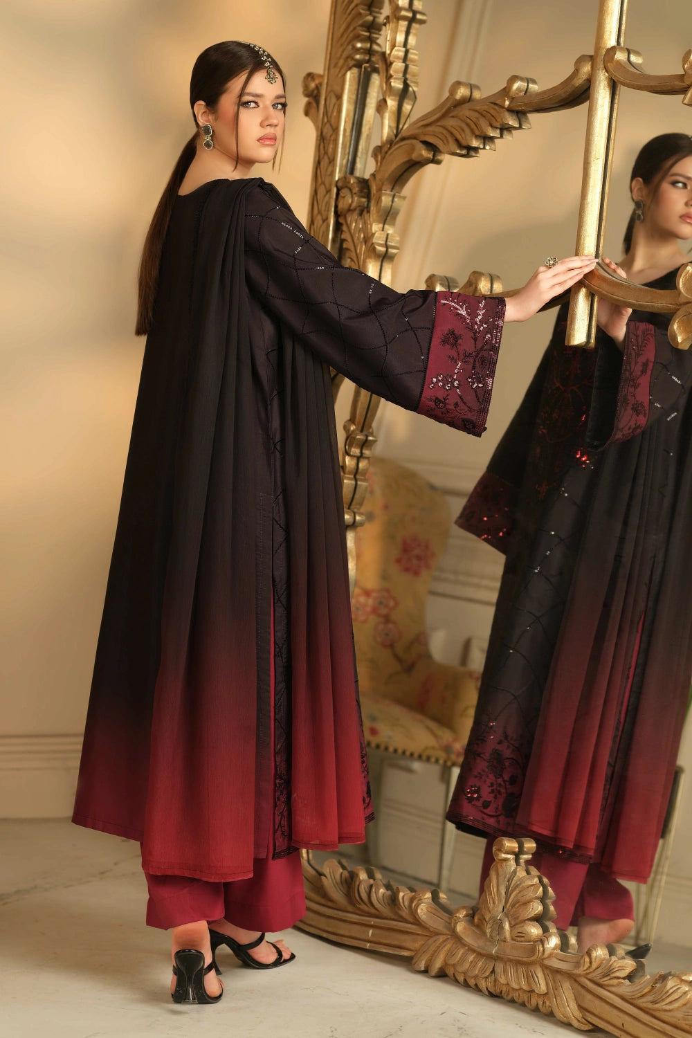 Black Ombre Embellished Kurta Set | Ready to Wear | Doli London