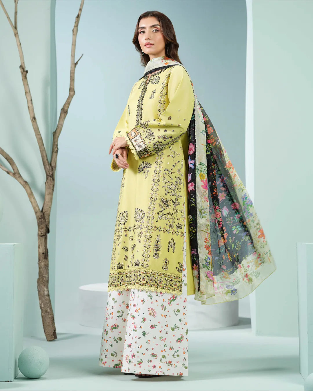 CHARTREUSE ALIZAH HEAVY EMBROIDERED DNZ NO-17