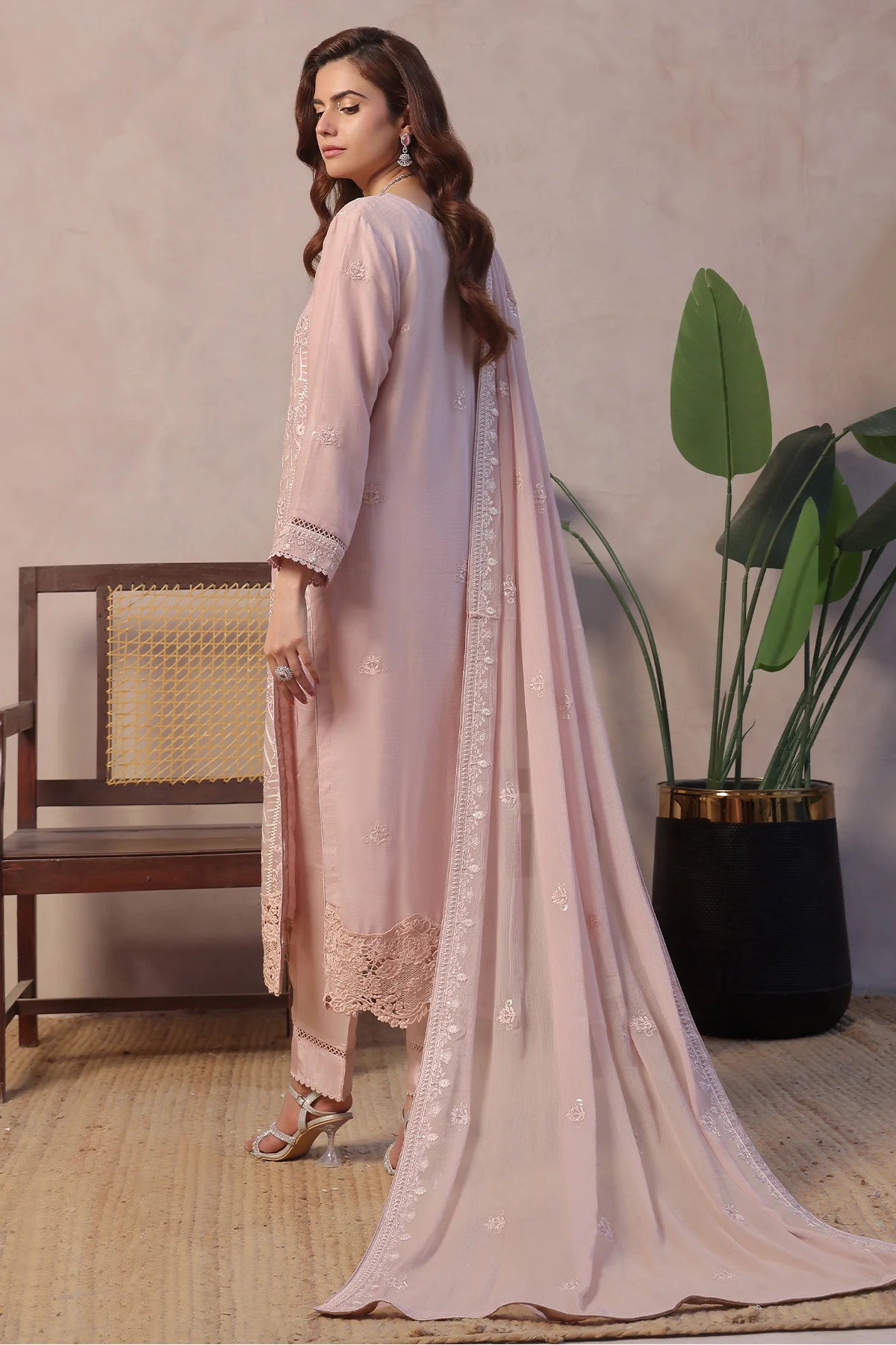 Haya Dusty Pink Salwar Kameez