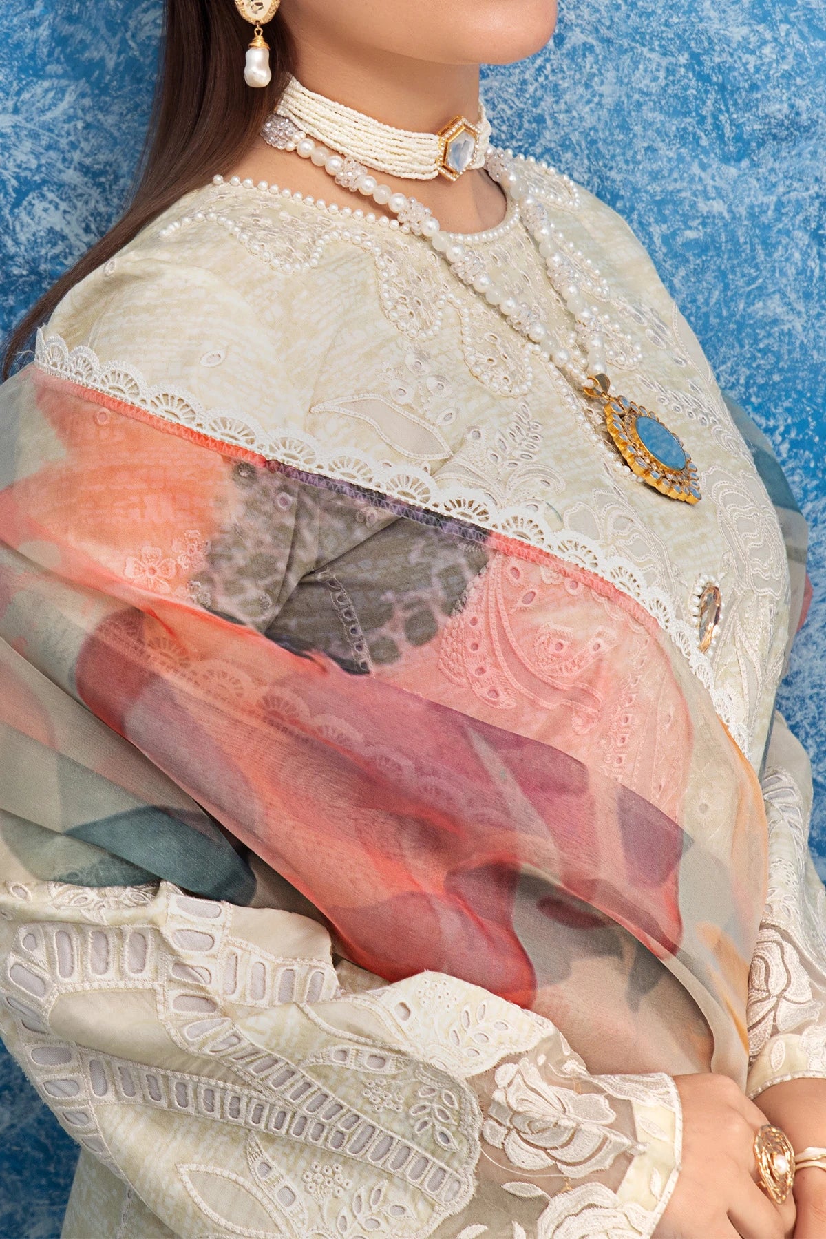 Elegant Cream Mehek Petal Rose Palazzo Kameez Suit