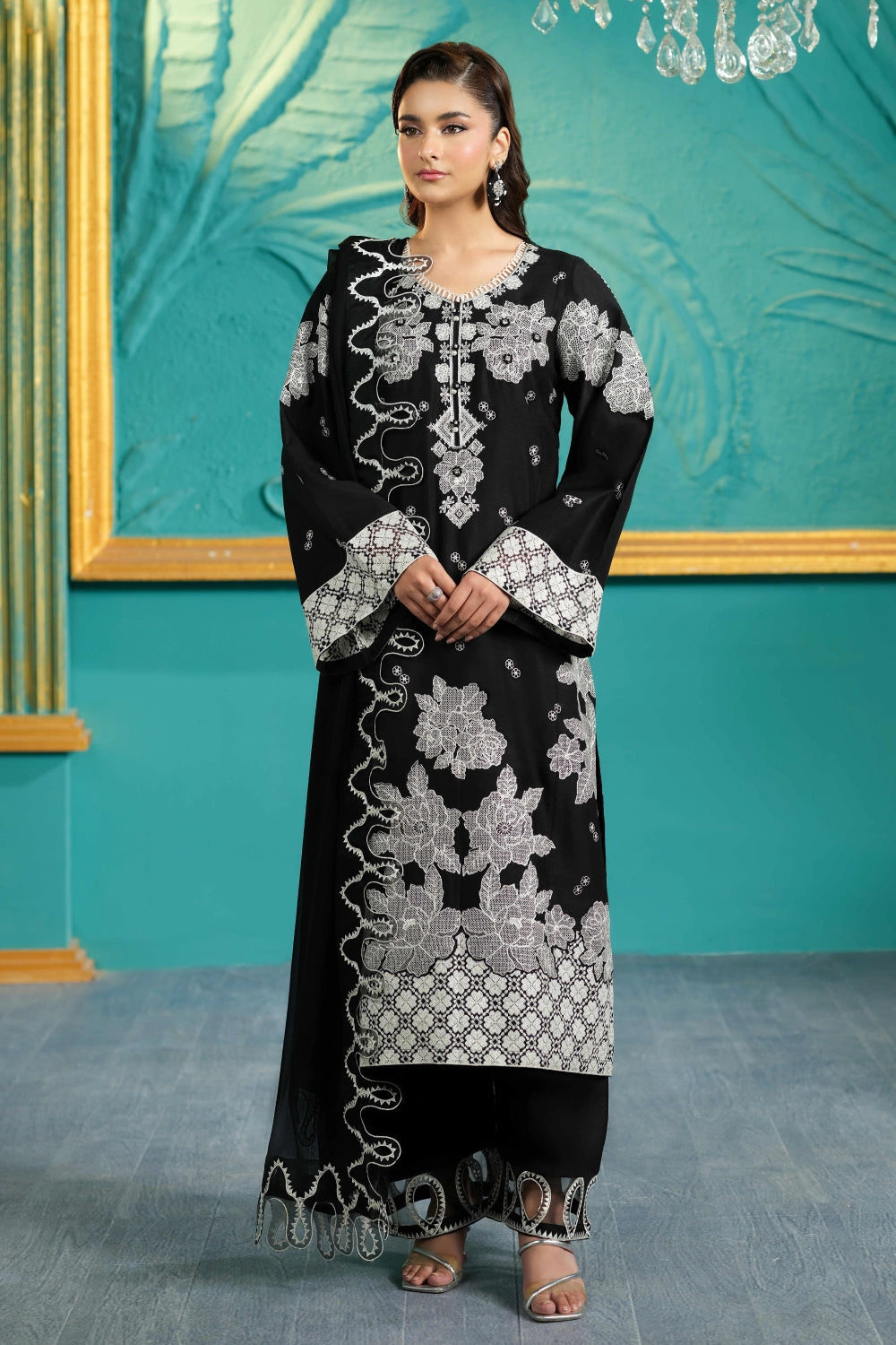 Black & White Embroidered Kurta Set | Ready to Wear | Doli London