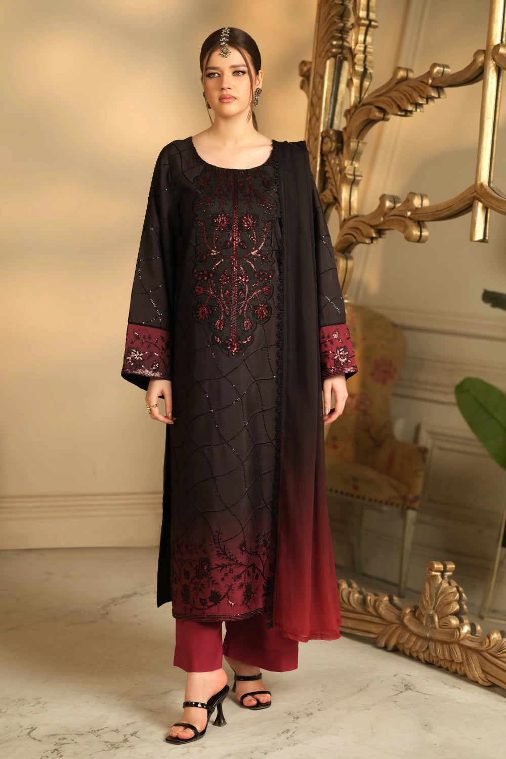 Black Ombre Embellished Kurta Set | Ready to Wear | Doli London