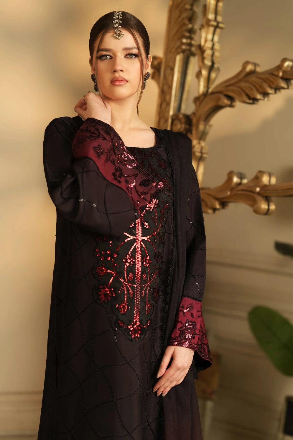 Black Ombre Embellished Kurta Set | Ready to Wear | Doli London