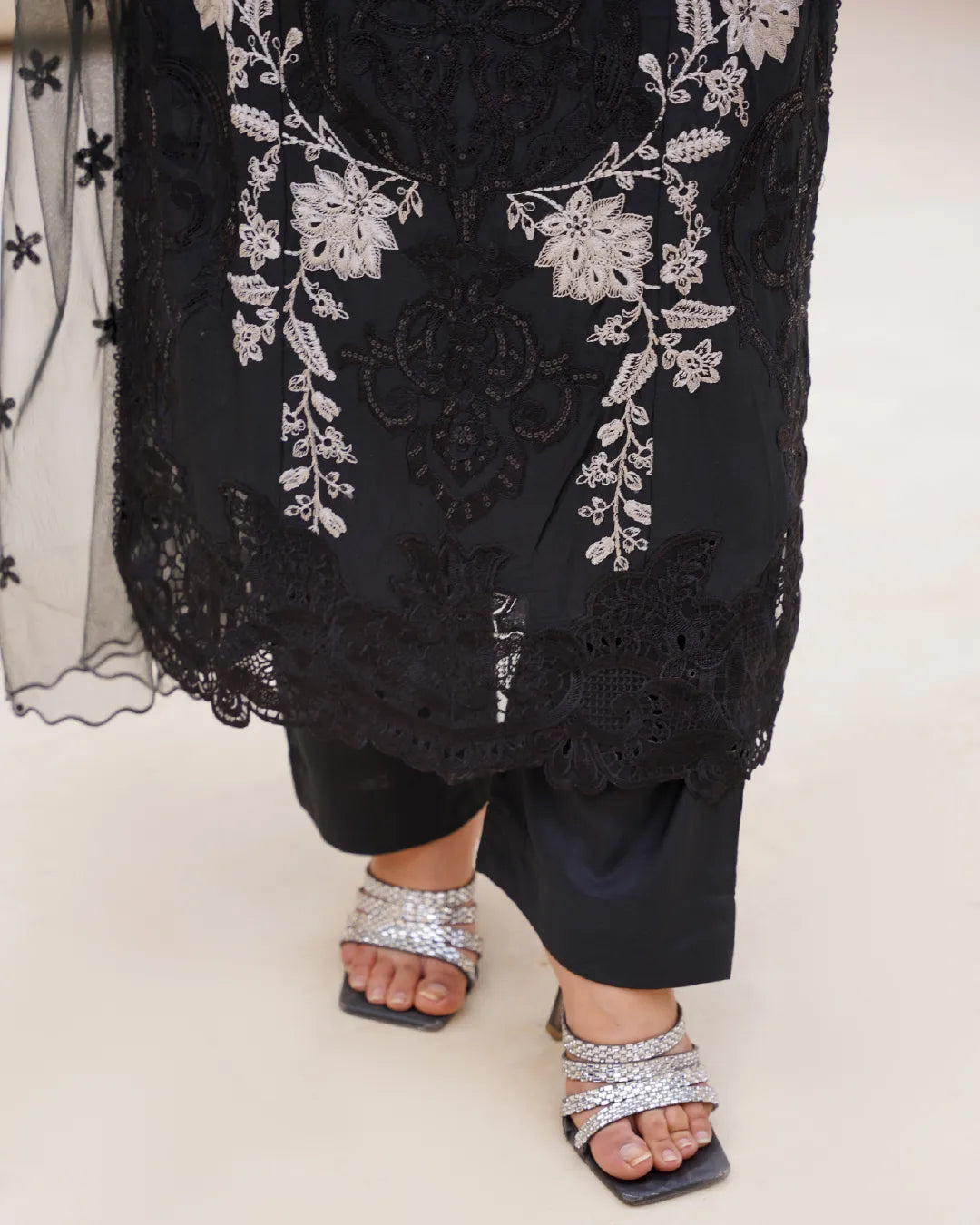 BLACK AMAARA COLLECTION DNZ NO-1608