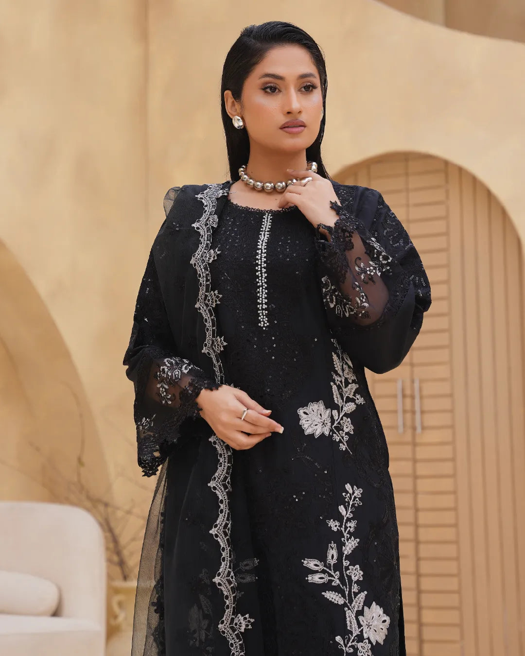 BLACK AMAARA COLLECTION DNZ NO-1608