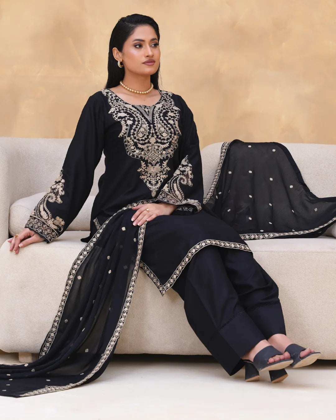 BLACK AMAARA COLLECTION DNZ NO-1521