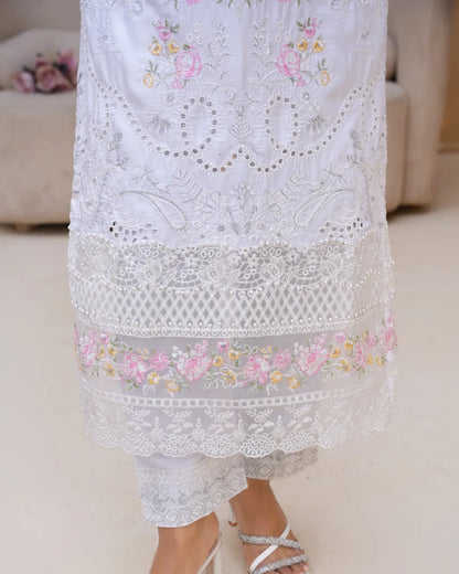 WHITE AMAARA COLLECTION DNZ NO-1156