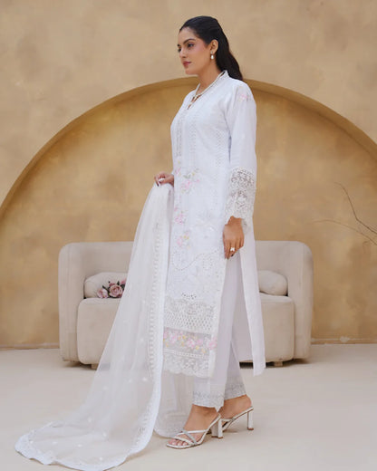 WHITE AMAARA COLLECTION DNZ NO-1156