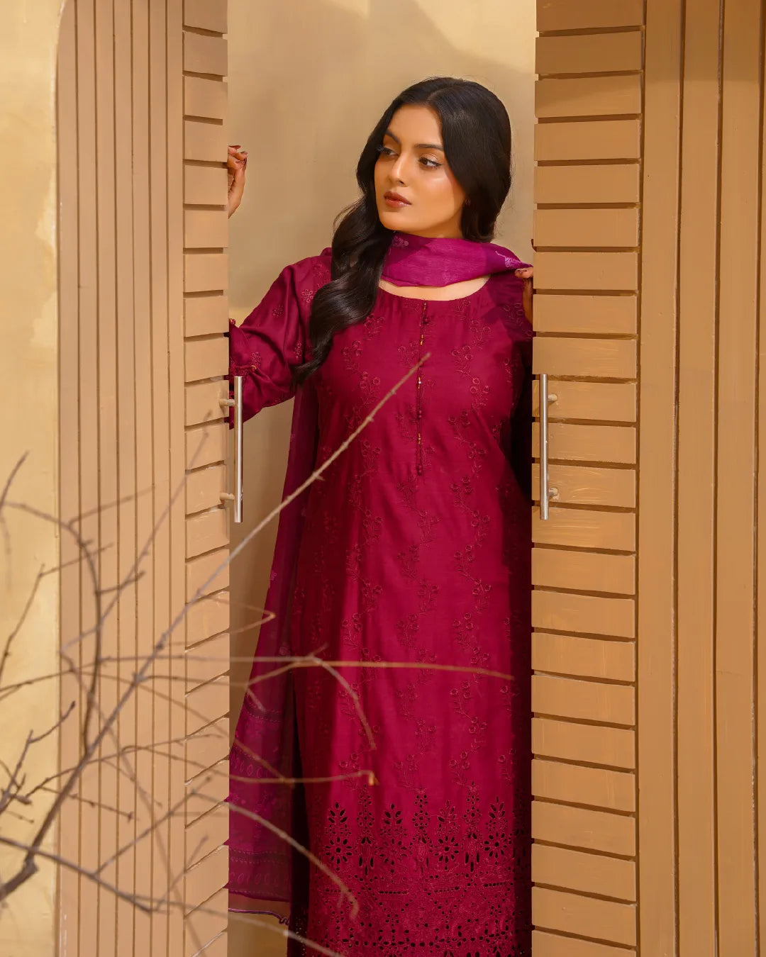 MAROON AMAARA COLLECTION DNZ NO-2001