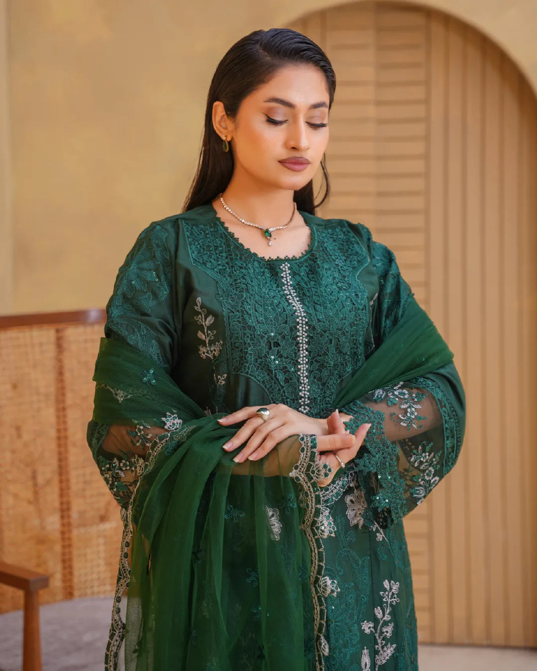 BOTTLE GREEN AMAARA COLLECTION DNZ NO-1608