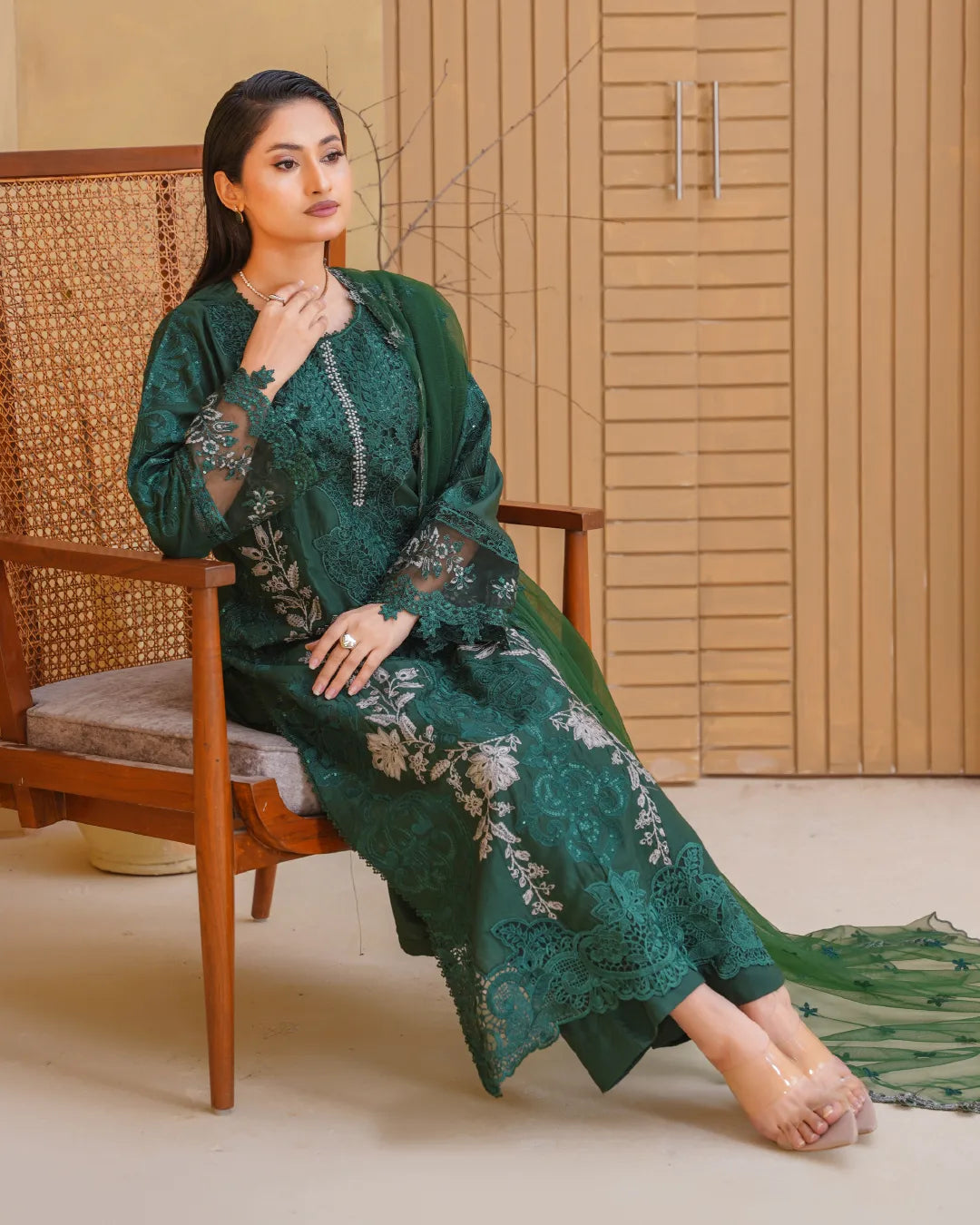 BOTTLE GREEN AMAARA COLLECTION DNZ NO-1608