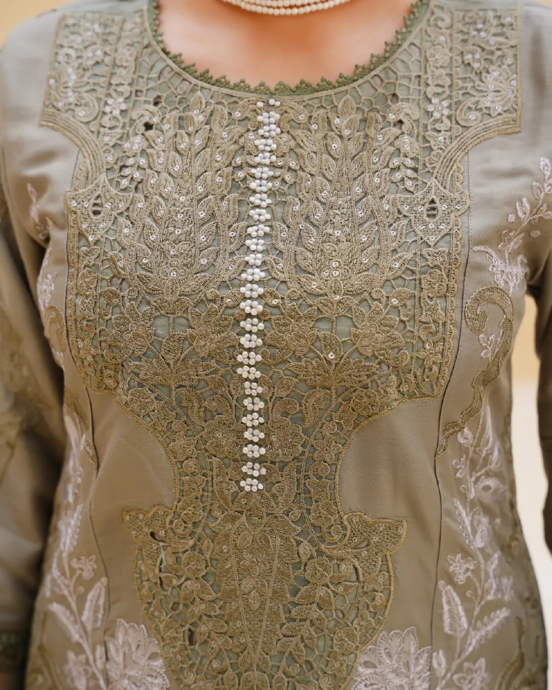 LIGHT OLIVE AMAARA COLLECTION DNZ NO-1608