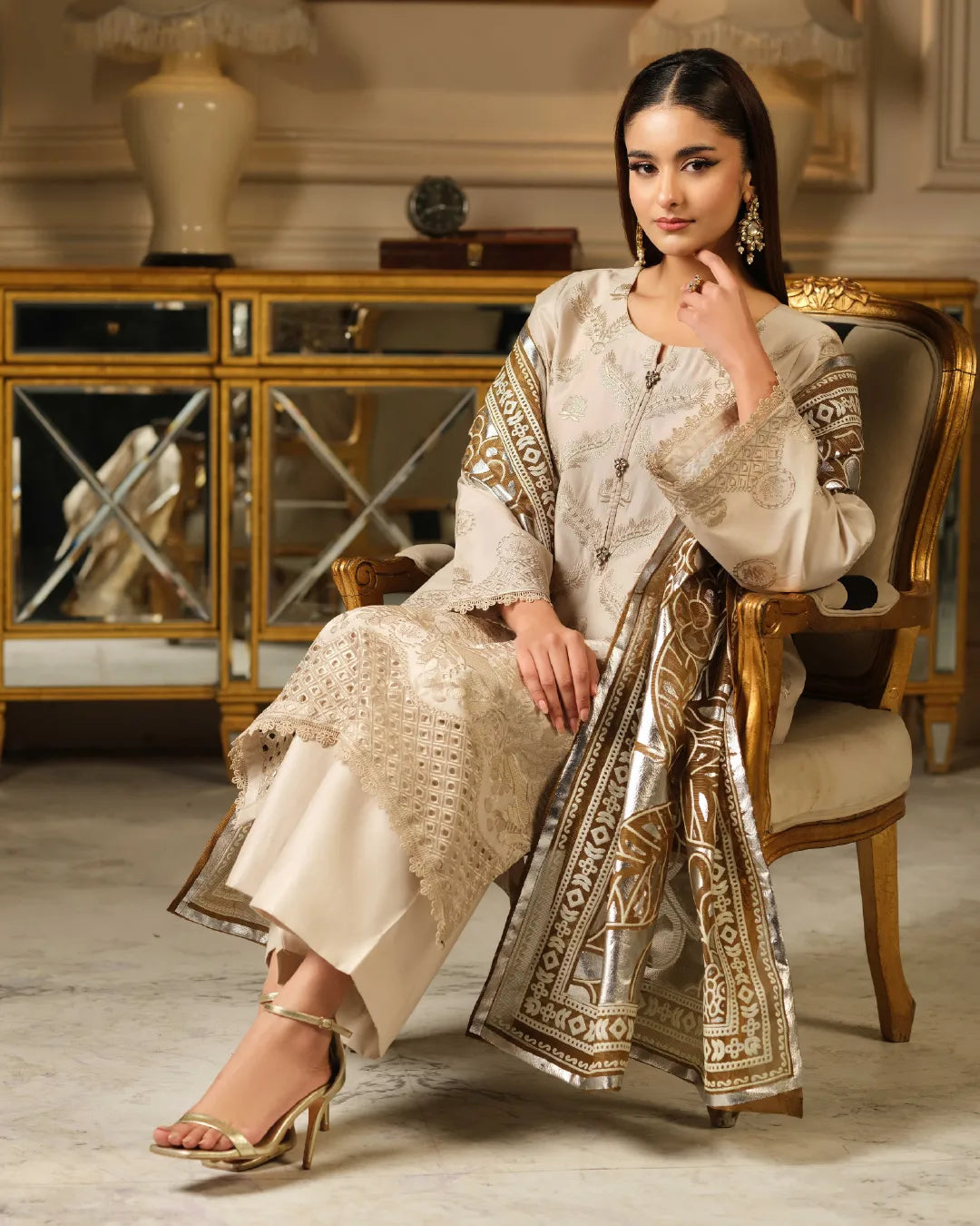 GOLDISH WHITE ALIZAH HEAVY EMBROIDERED COLLECTION DNZ NO-32