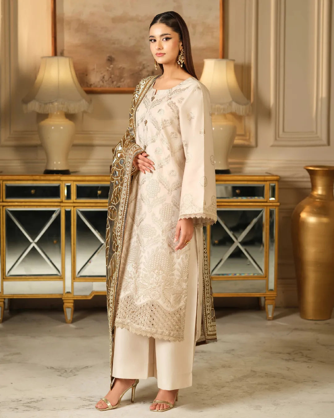 GOLDISH WHITE ALIZAH HEAVY EMBROIDERED COLLECTION DNZ NO-32