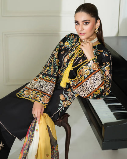 WHITE AND BLACK ALIZAH HEAVY EMBROIDERED COLLECTION DNZ NO- 22