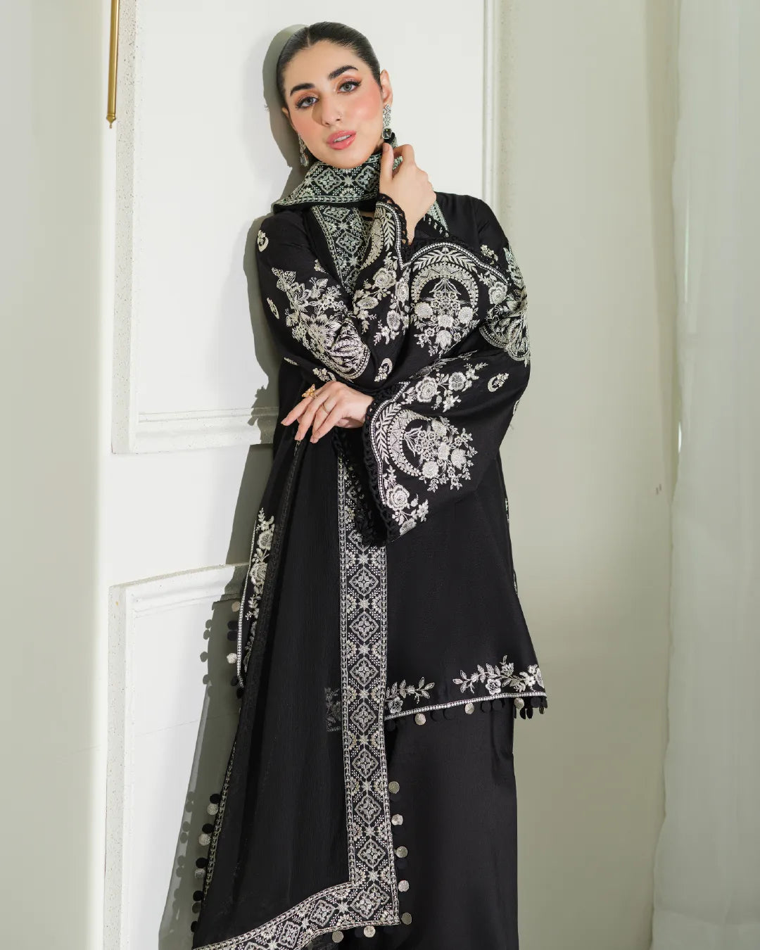 BLACK ALIZAH HEAVY EMBROIDERED COLLECTION DNZ NO-23