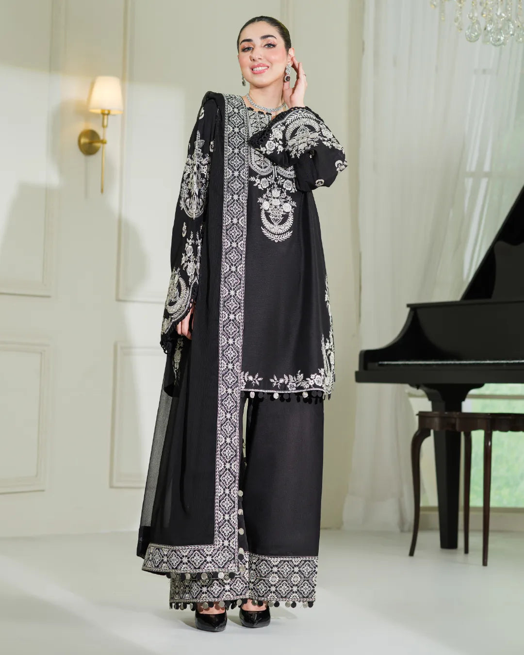 BLACK ALIZAH HEAVY EMBROIDERED COLLECTION DNZ NO-23