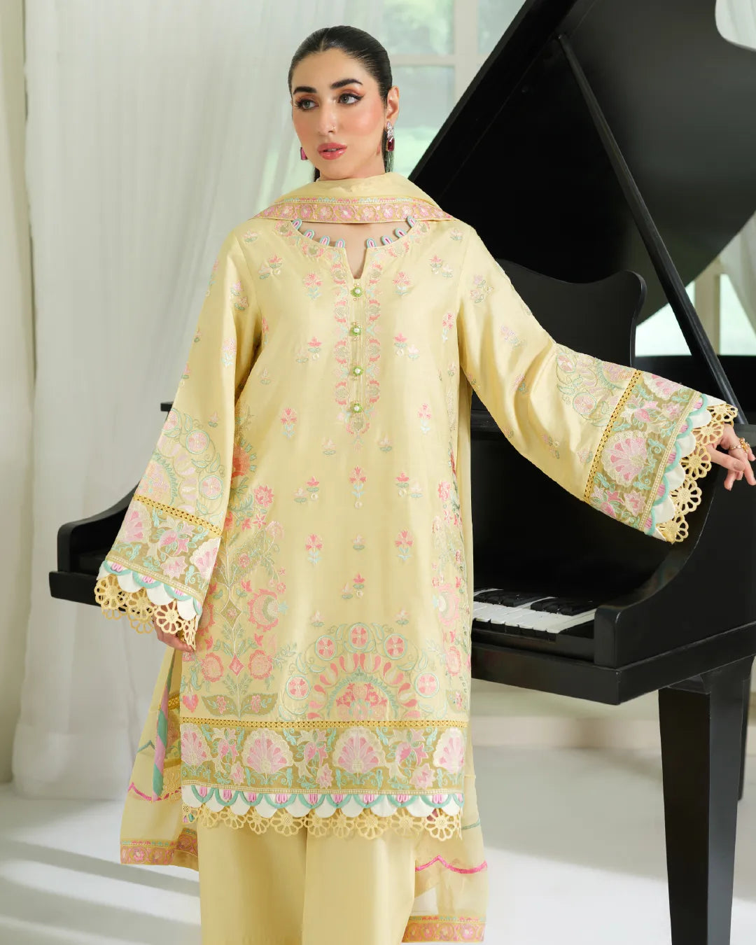 LIGHT YELLOW ALIZAH HEAVY EMBROIDERED DNZ NO-9