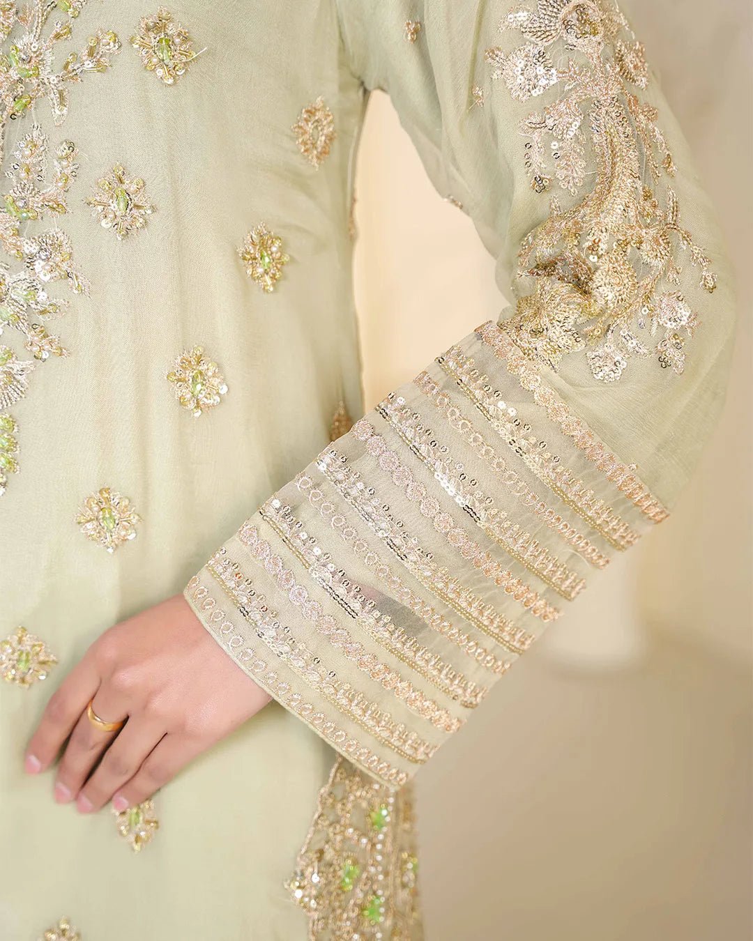 MINT ZOYA HEAVY DESIGNER COLLECTION DNZ NO-486